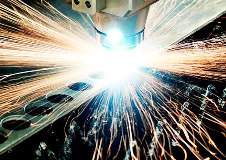 激光切割機售價問題：應該選擇便宜的還是貴的？